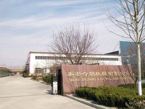 輪式行走機(jī)構(gòu)和足式行走機(jī)構(gòu)的特點(diǎn)和各自適用的場(chǎng)合。